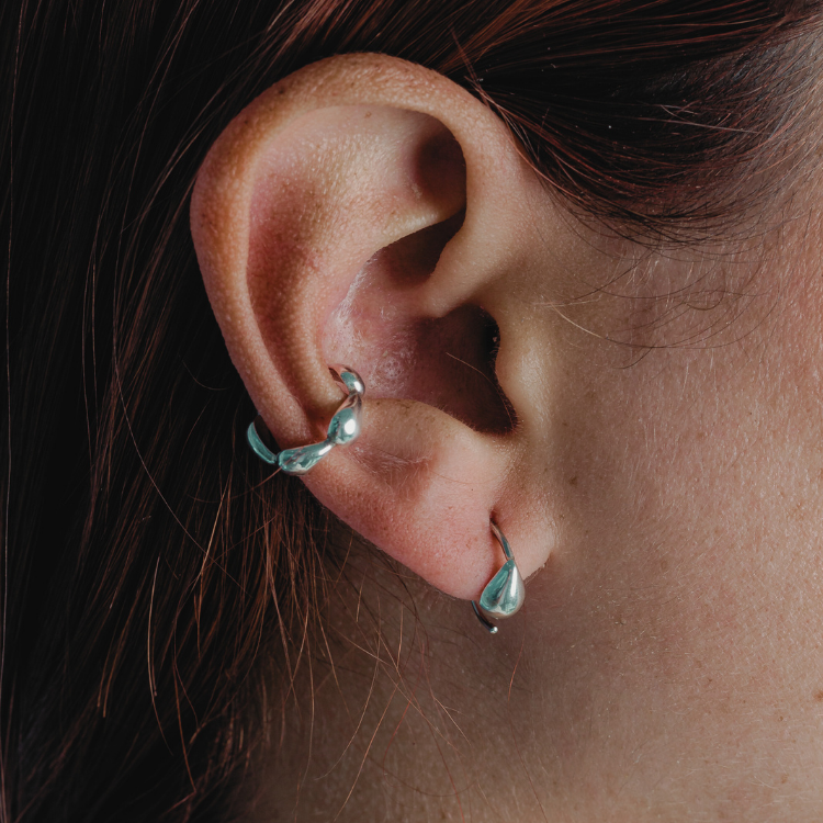 Ear cuff